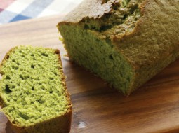 Green Matcha Tea Cake